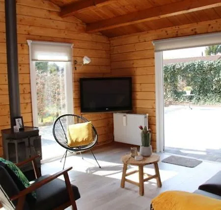 Fins Holiday House *