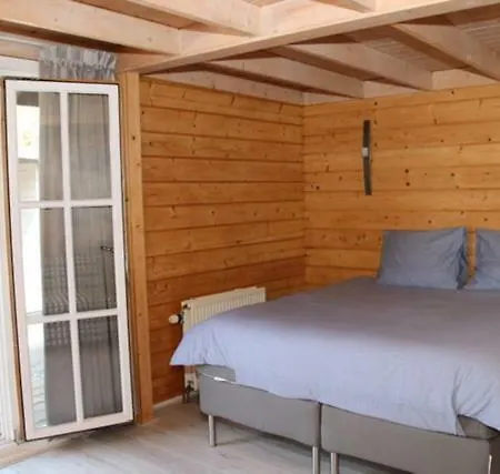 בית נופש Fins Holiday House ארמלו